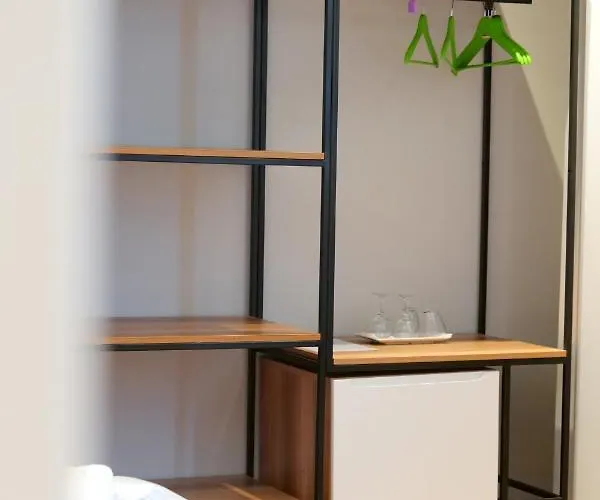 Armar 酒店 Sarandë